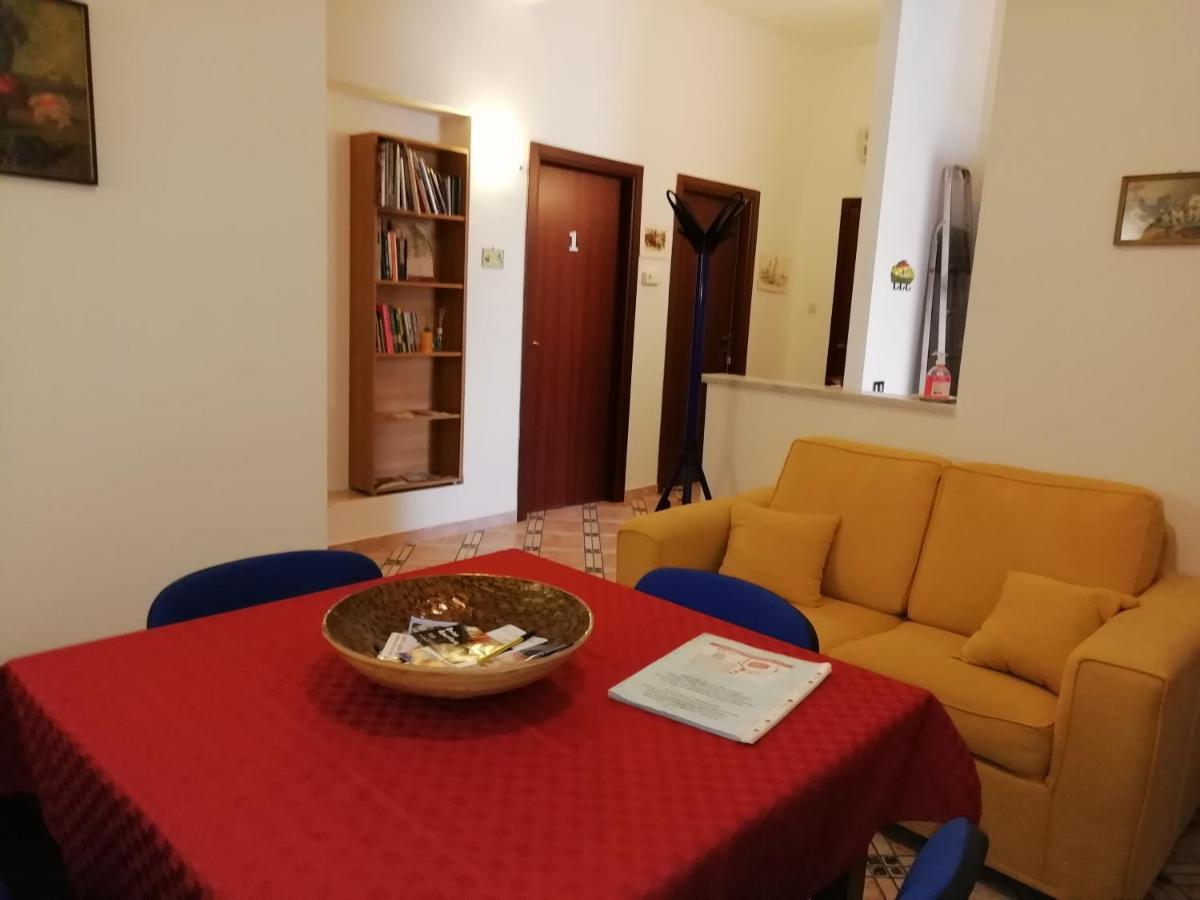 Casa Claudia Otel Palermo Dış mekan fotoğraf